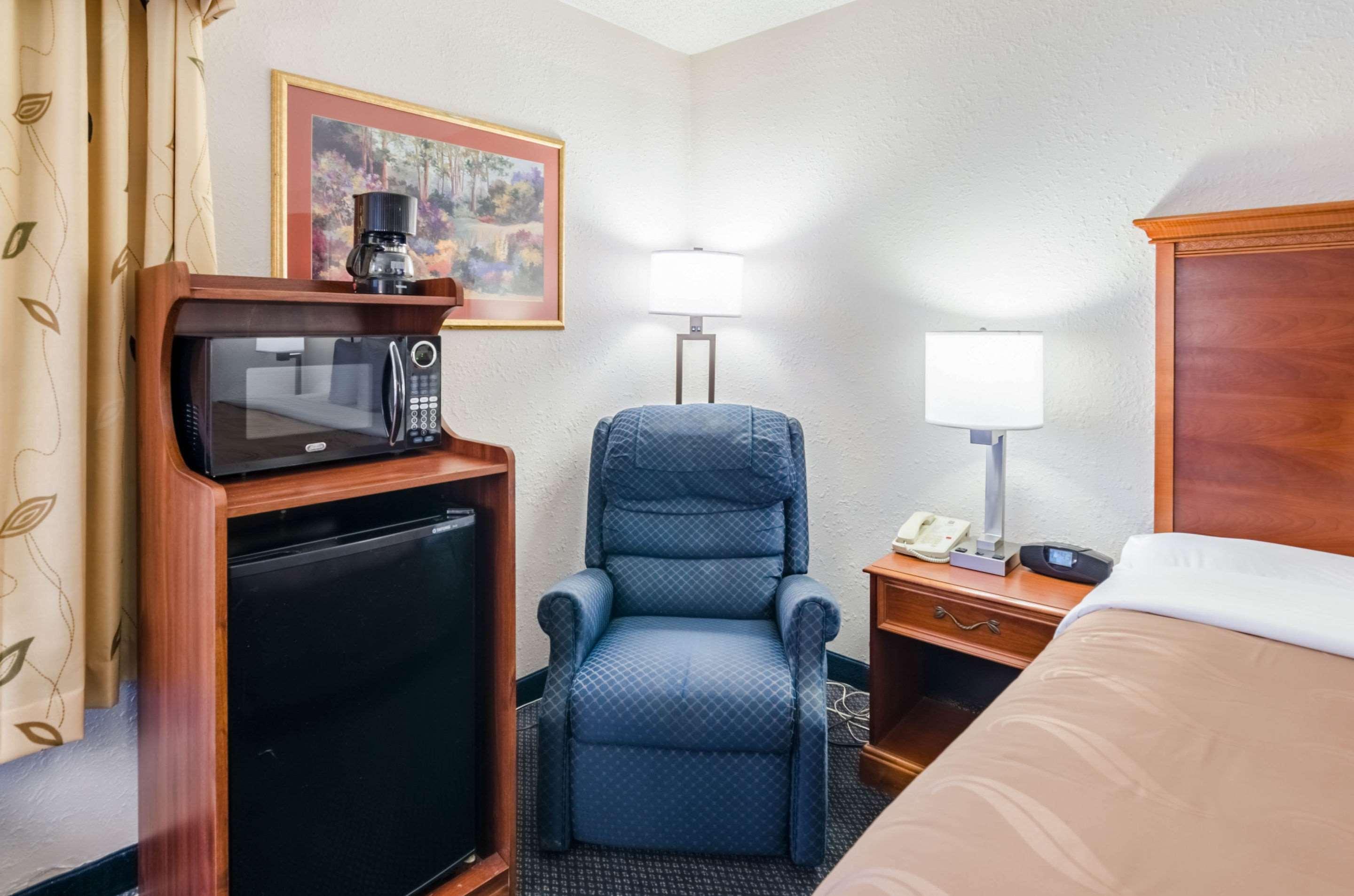 Quality Inn Lynchburg Near University Kültér fotó