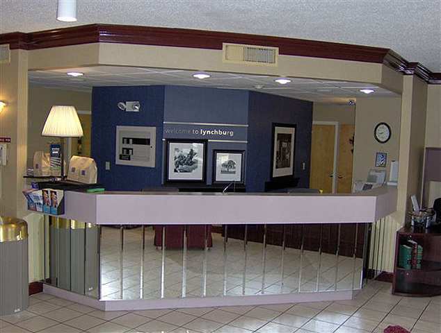 Quality Inn Lynchburg Near University Beltér fotó